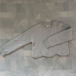 Wilfred Light Gray Ribbed Sweater